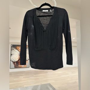 Sandro pleated Tobie T/ black popover top with long sleeves